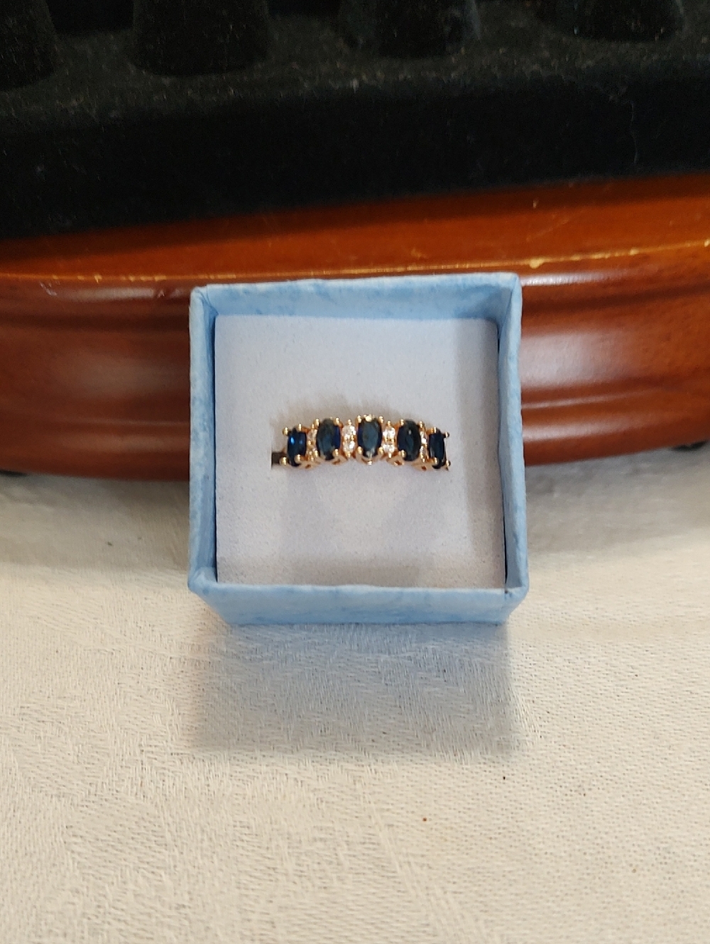 Gold Band Ring with Blue Sapphire Stones